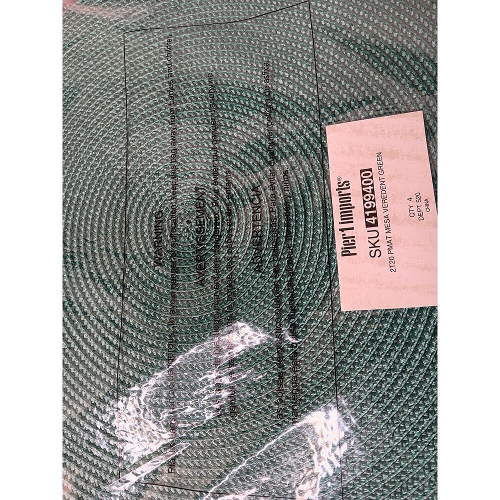 New Pier 1 Imports Set of 4 Placemats Mesa Verdent Green Round Braided 15" - Picture 5 of 8